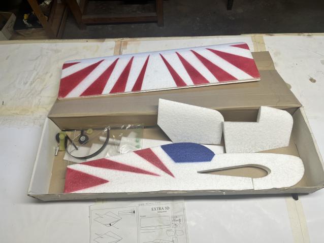 Extra 3D - Modello Poli leggero da assemblare 