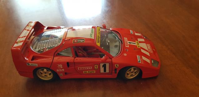 FERRARI F40  BURAGO