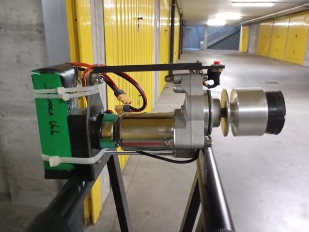 Vendo avviatore elettrico per motori a benzina.